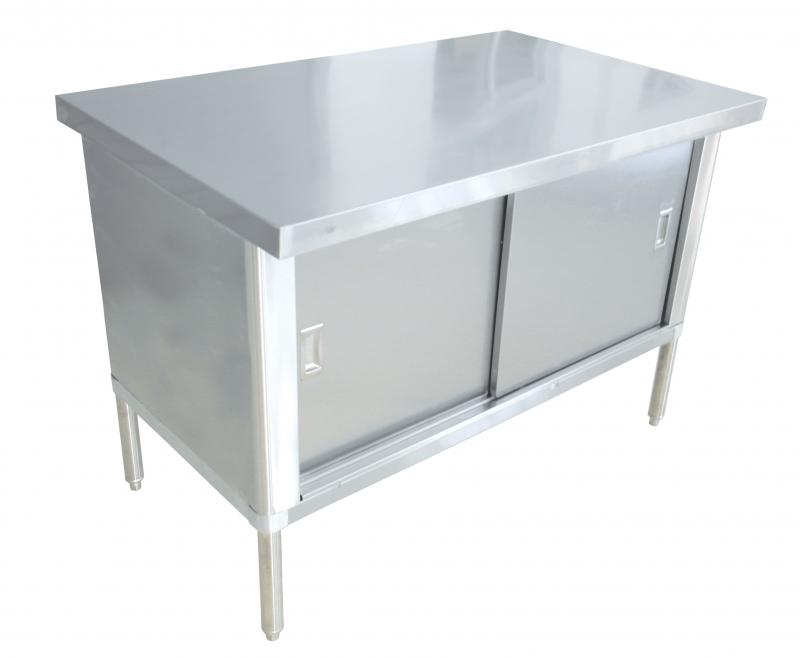 30� x 60� 430 Stainless Steel Knock-down Worktable - Flush Edge 1 30� x 60� 430 Stainless Steel Knock-down Worktable - Flush Edge